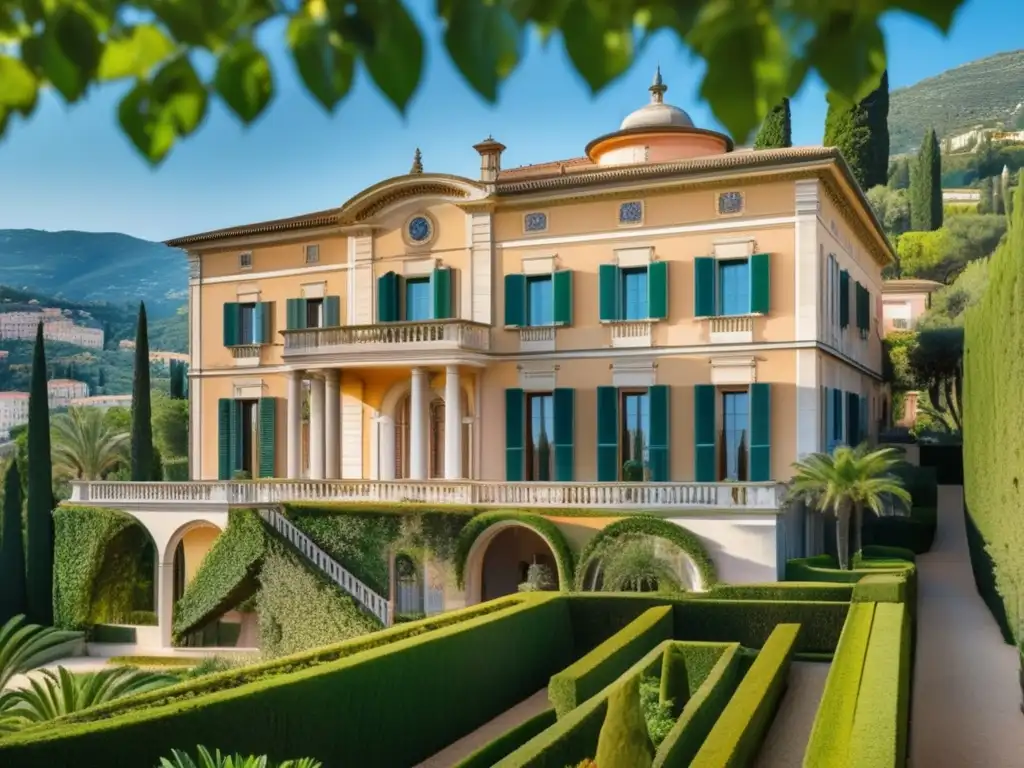 Villa Leopolda en la Riviera Francesa: lujo, diseño francés, jardines, terrazas, vista al mar